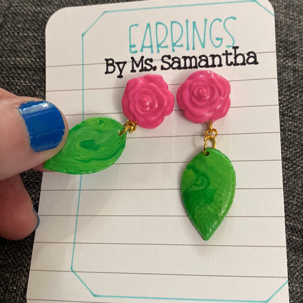 Clay Earrings -ROSES - Picture 2 of 5